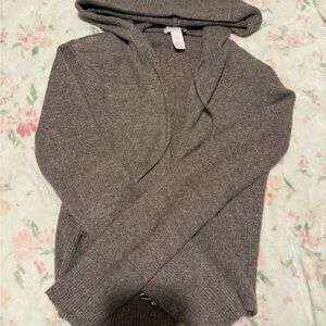 Bundle of 2 VS/Pink Hooded Zip Sweaters (Grey and Brown)- new